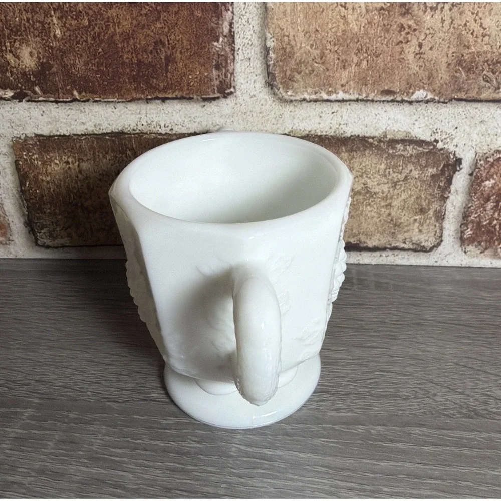 Vtg Westmoreland Milk Glass Paneled Grape Sugar Bowl